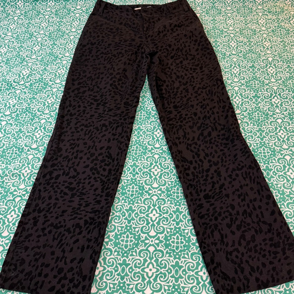 Bamboo Traders Black Leopard Print Straight Leg Pants Womens 6 Animal Pattern